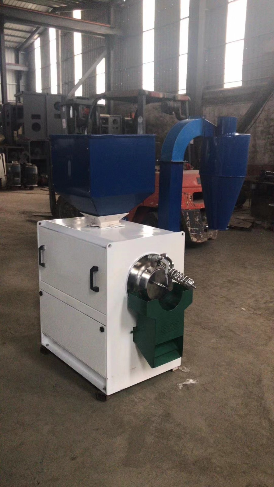 SN80:110:150:200:300玉米脫皮拋光機