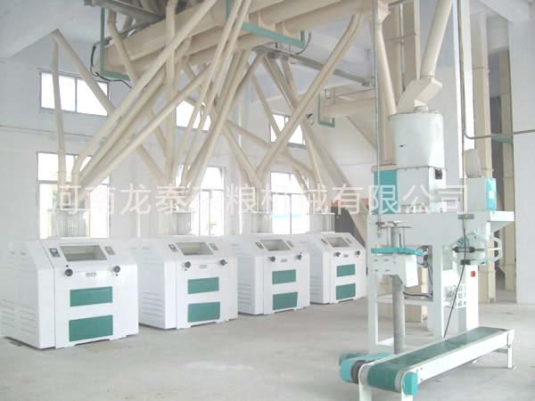 烏拉特中旗石哈河鎮(zhèn)，魯套寬 小麥制粉1套