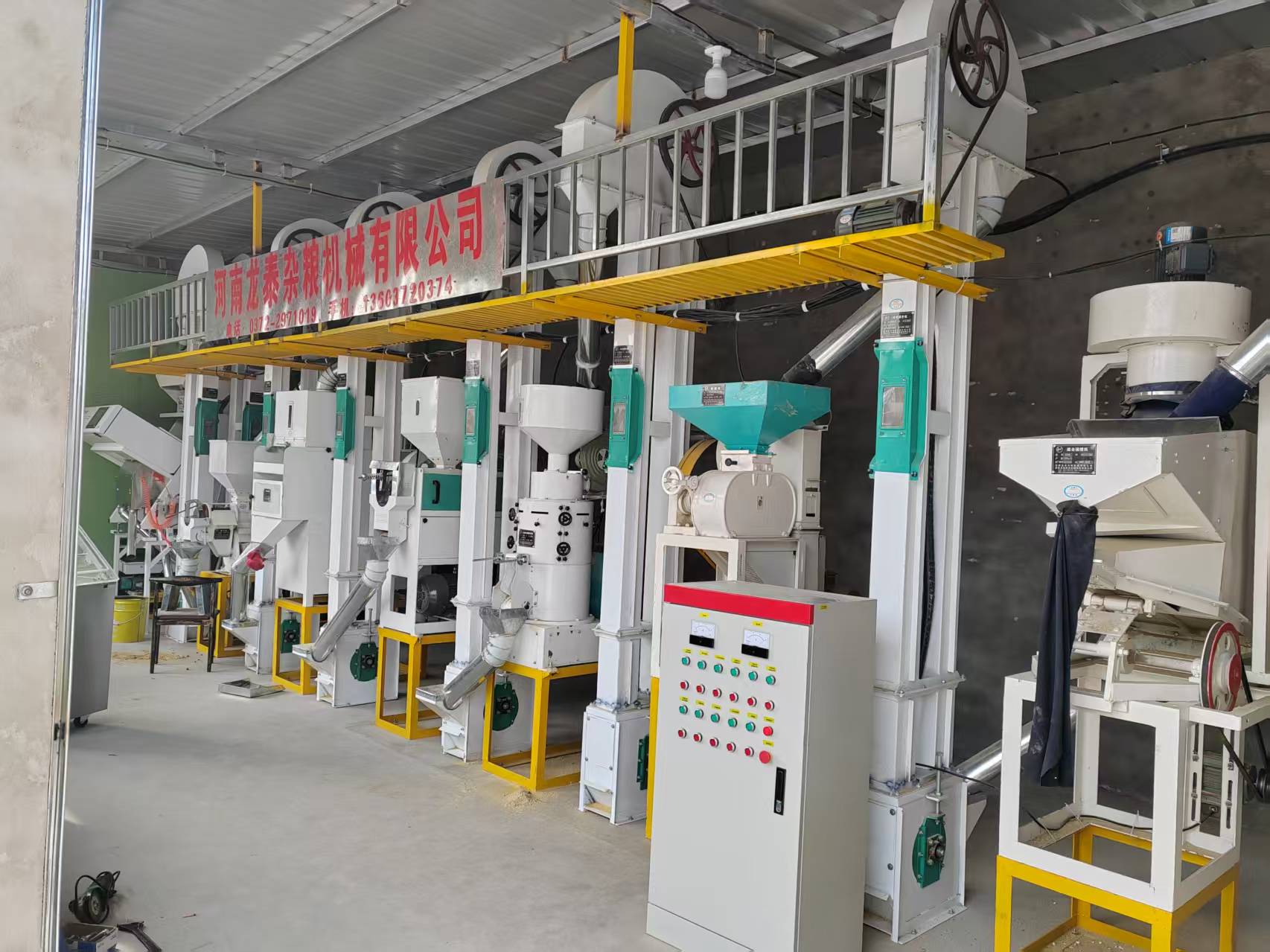 日產(chǎn)10噸小米(大黃米)碾米成套機(jī)組